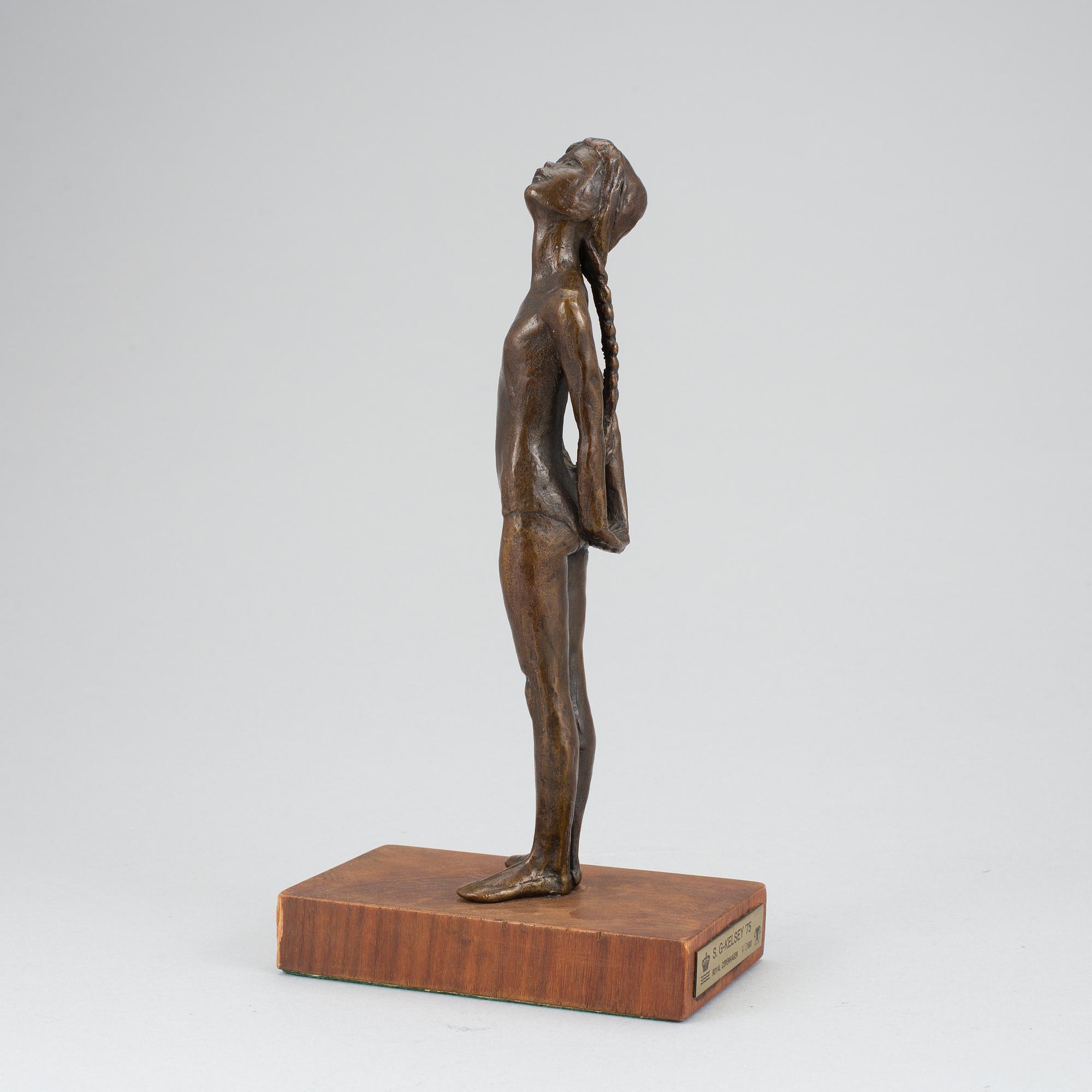 Bronze sculpture by Sterett-Gittings Kelsey for Royal Copenhagen, numbered 168/500 and dated '75. Signed SGK.