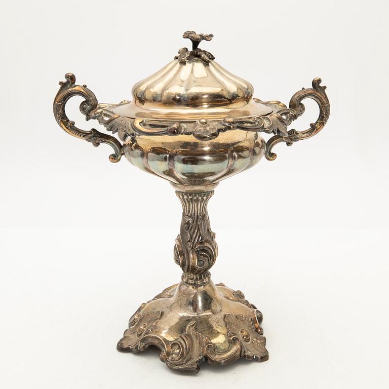 Strösockerskål, silver, Christian Hammer, Stockholm, 1868.