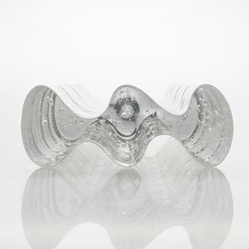 Timo Sarpaneva, an art object, model 3145, from the 'Archipelago' series, signed Timo Sarpaneva Iittala.