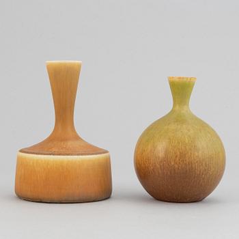 Sven Wejsfelt, vaser, 4 st och skålar, 2 st, Gustavsbergs studio.