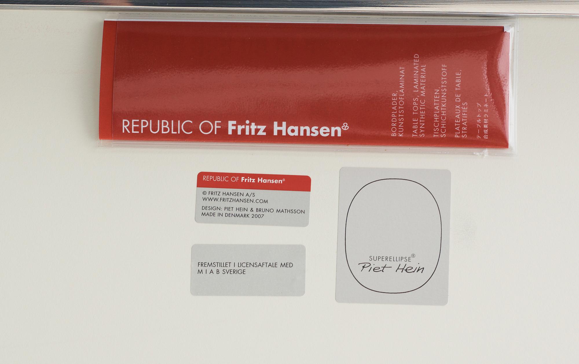 MATSALSBORD, "Superellips", Piet Hein och Bruno Mathsson, Fritz Hansen, i licens med MIAB, Danmark.