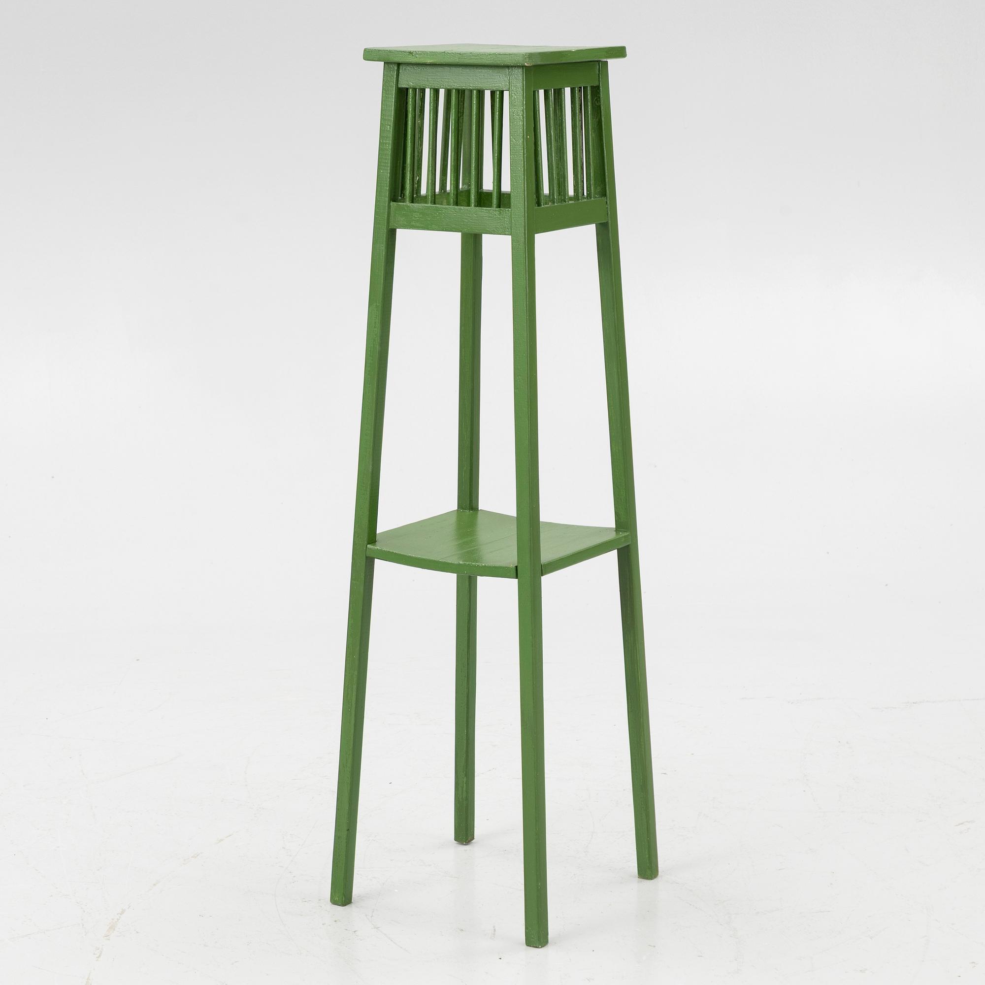 Piedestal, jugend, 1900-talets början.