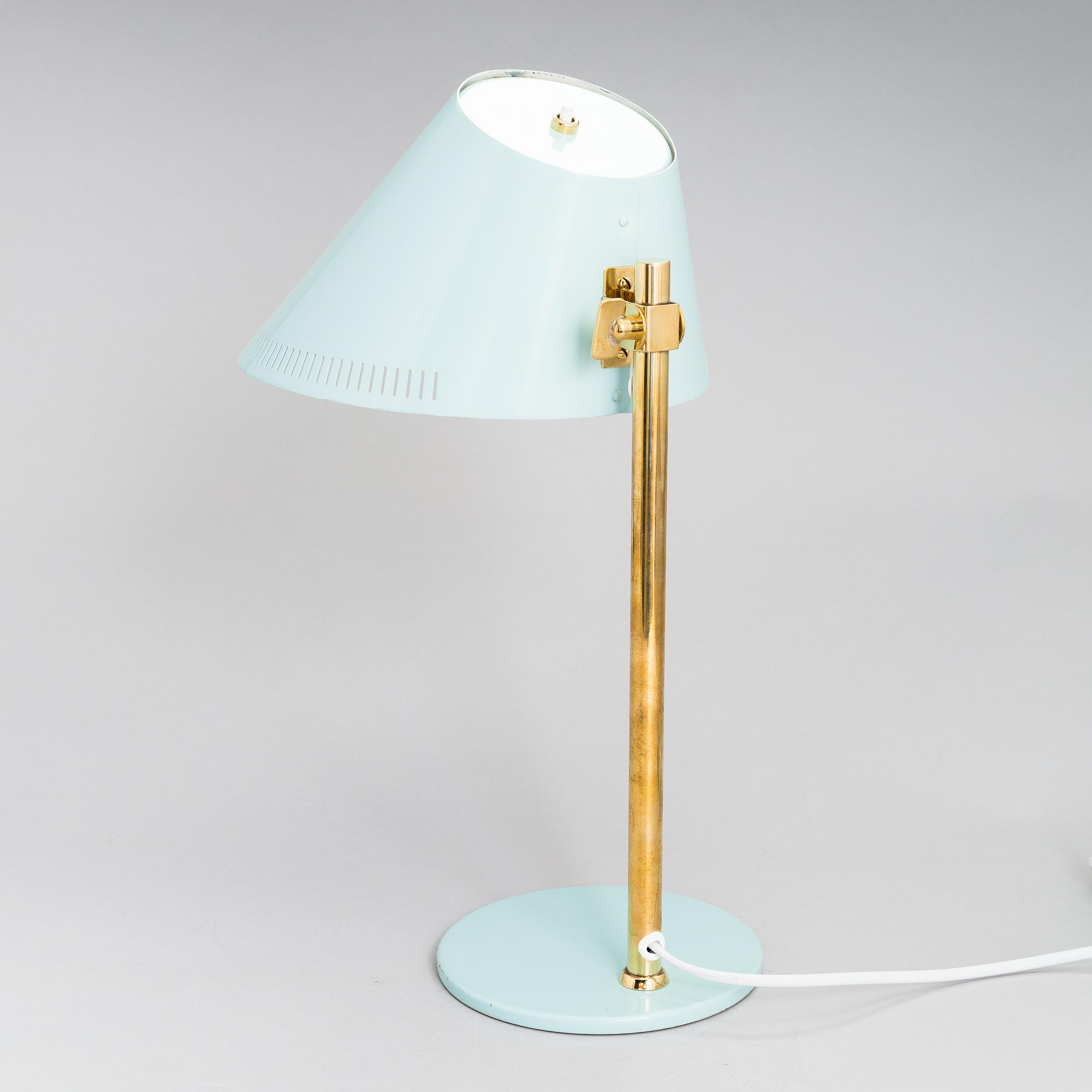 PAAVO TYNELL, A mid 20th century table lamp '9227' for Idman, Finland.