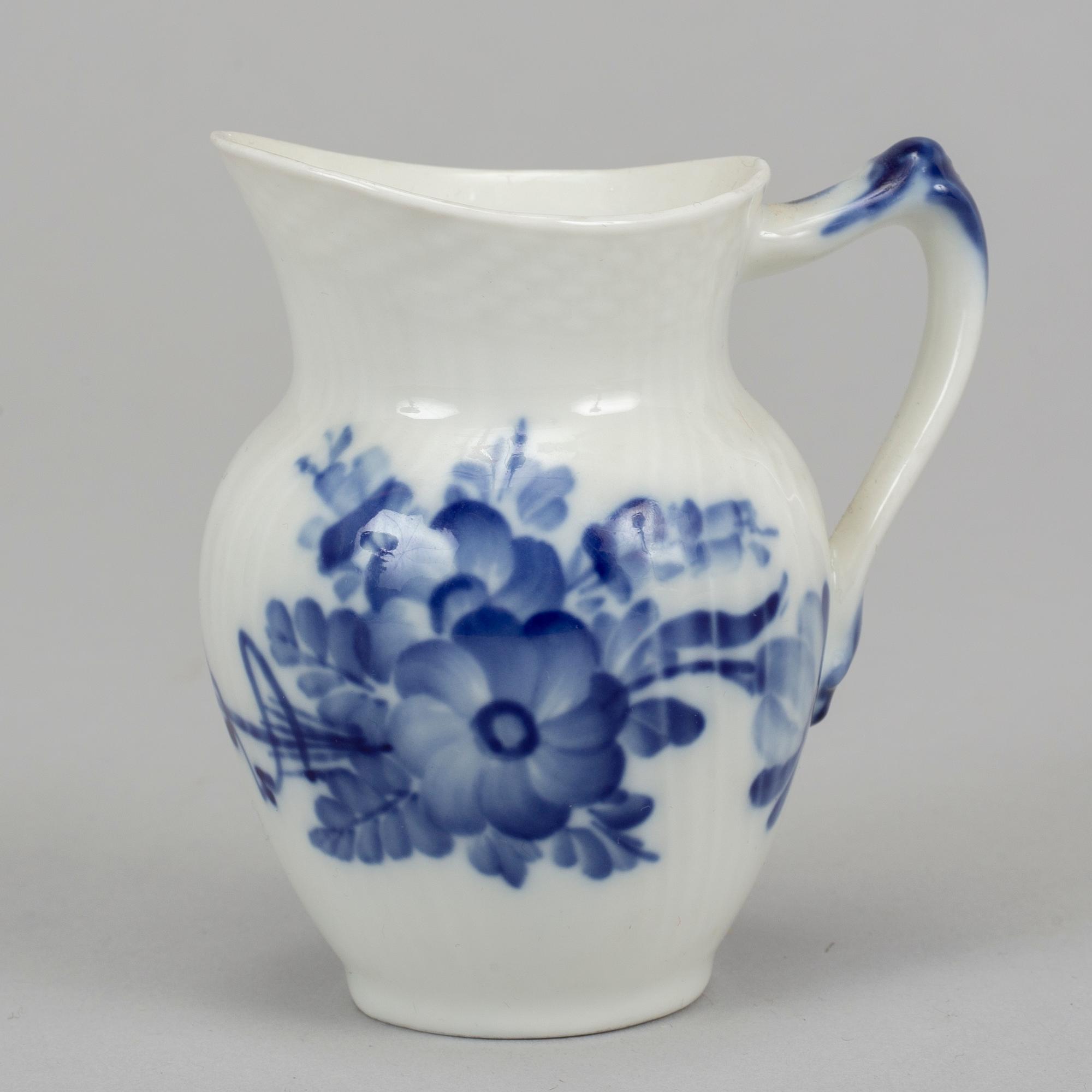 Royal Copenhagen, a part 'Blå Blomst' coffee service, Denmark (26 pieces).