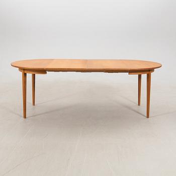 Carl Malmsten, dining table, later part of the 20th century.