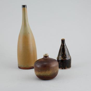 Two miniatures and one vase, unique stoneware pieces, by CARL-HARRY STÅLHANE, Rörstrand, third quarter of 20th century.