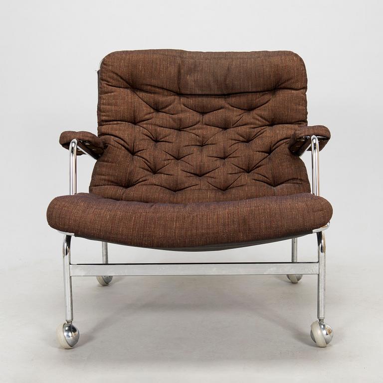 Bruno Mathsson, a late 20th century 'Karin' armchair for DUX.