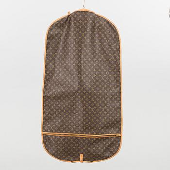 LOUIS VUITTON, "Garment Cover", resegarderob.
