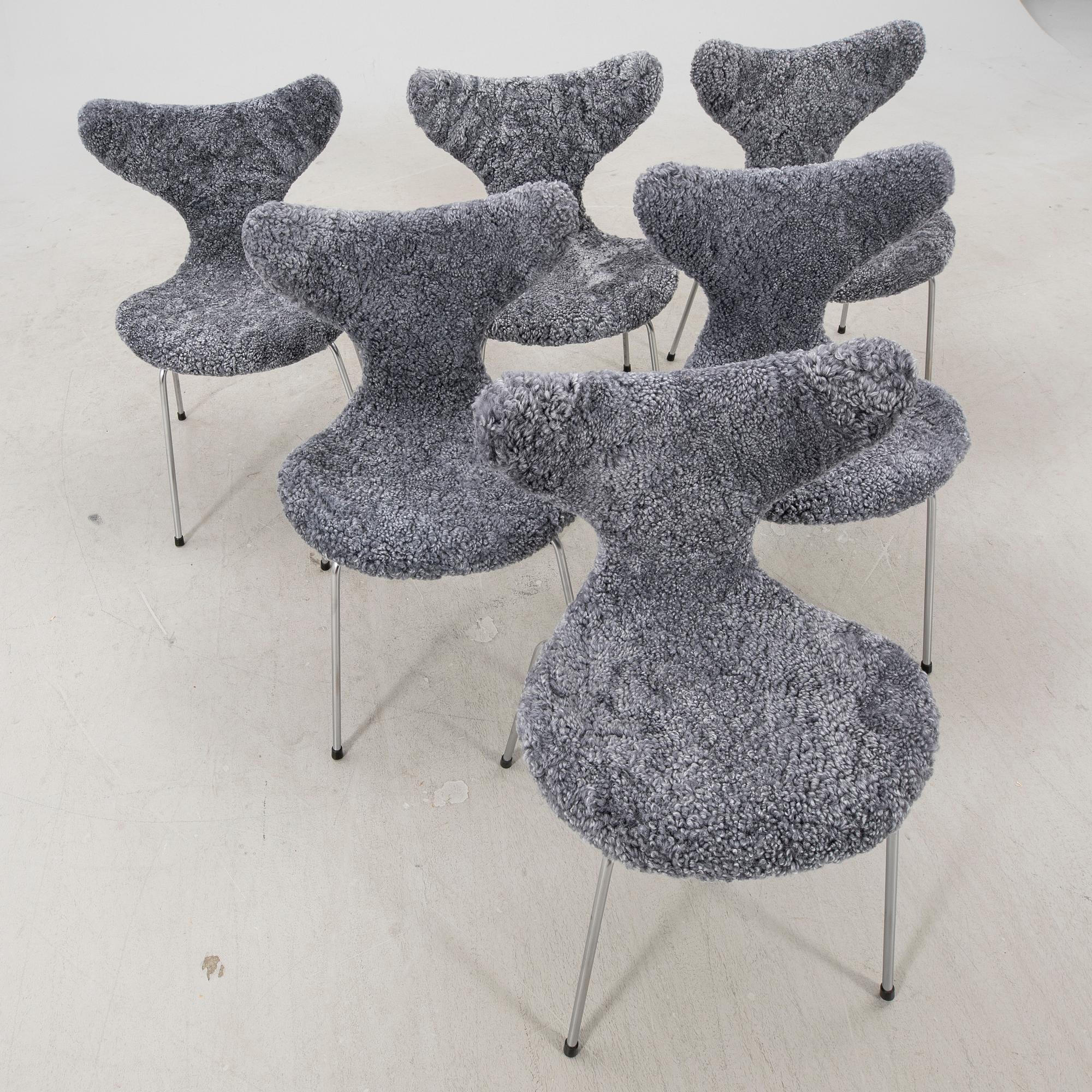 Arne Jacobsen, a set of six "Måsen/Liljan" sheepskin chairs from Fritz Hansen Denmark.