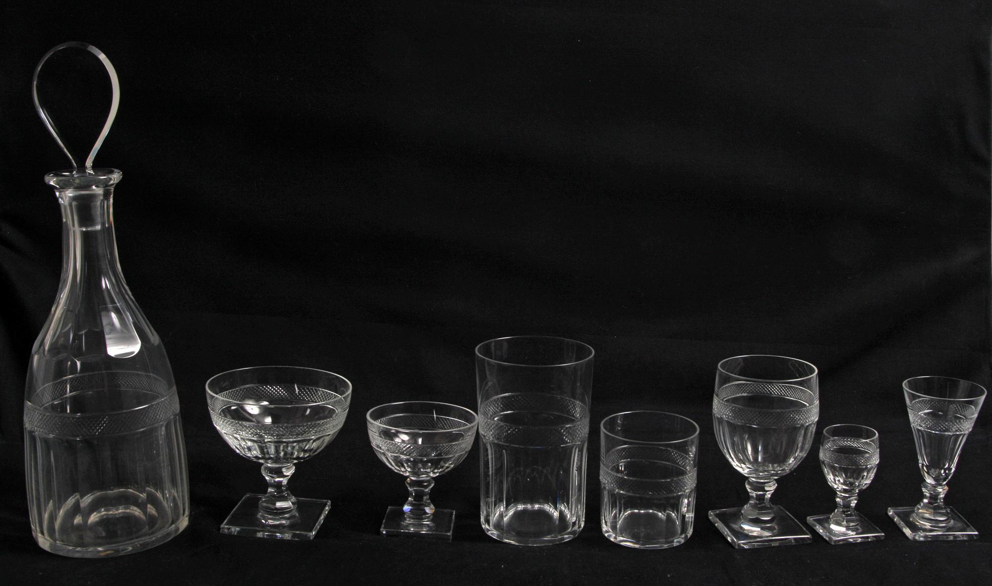 GLASSERVIS, 88 delar, "Sparre", Elis Bergh, Kosta.