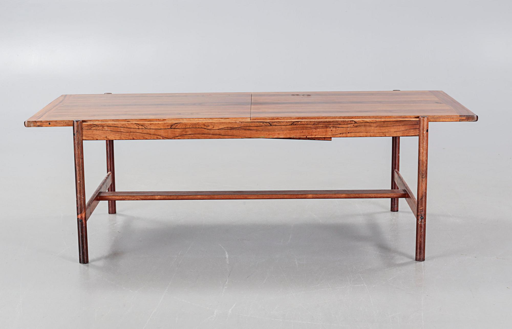 TORBJØRN AFDAL, A coffee table, model "Sari", 1960s.