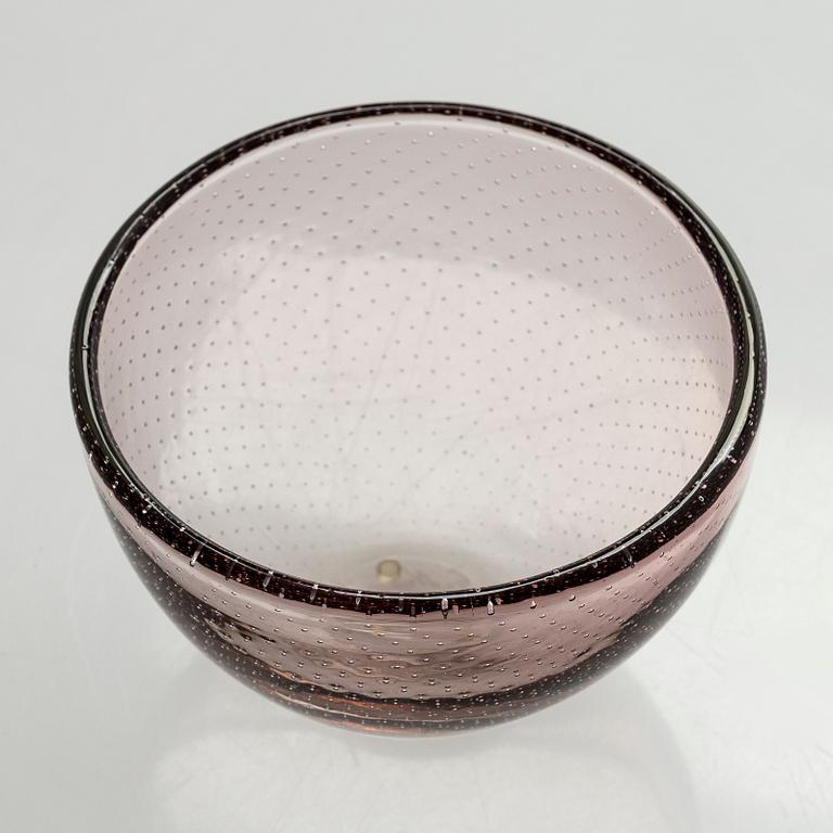 Gunnel Nyman, vas, modell "GN 4", signerad G. Nyman Nuutajärvi Notsjö. Formgiven 1948.