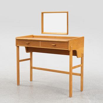 Toalettbord och spegel, 1960-tal.