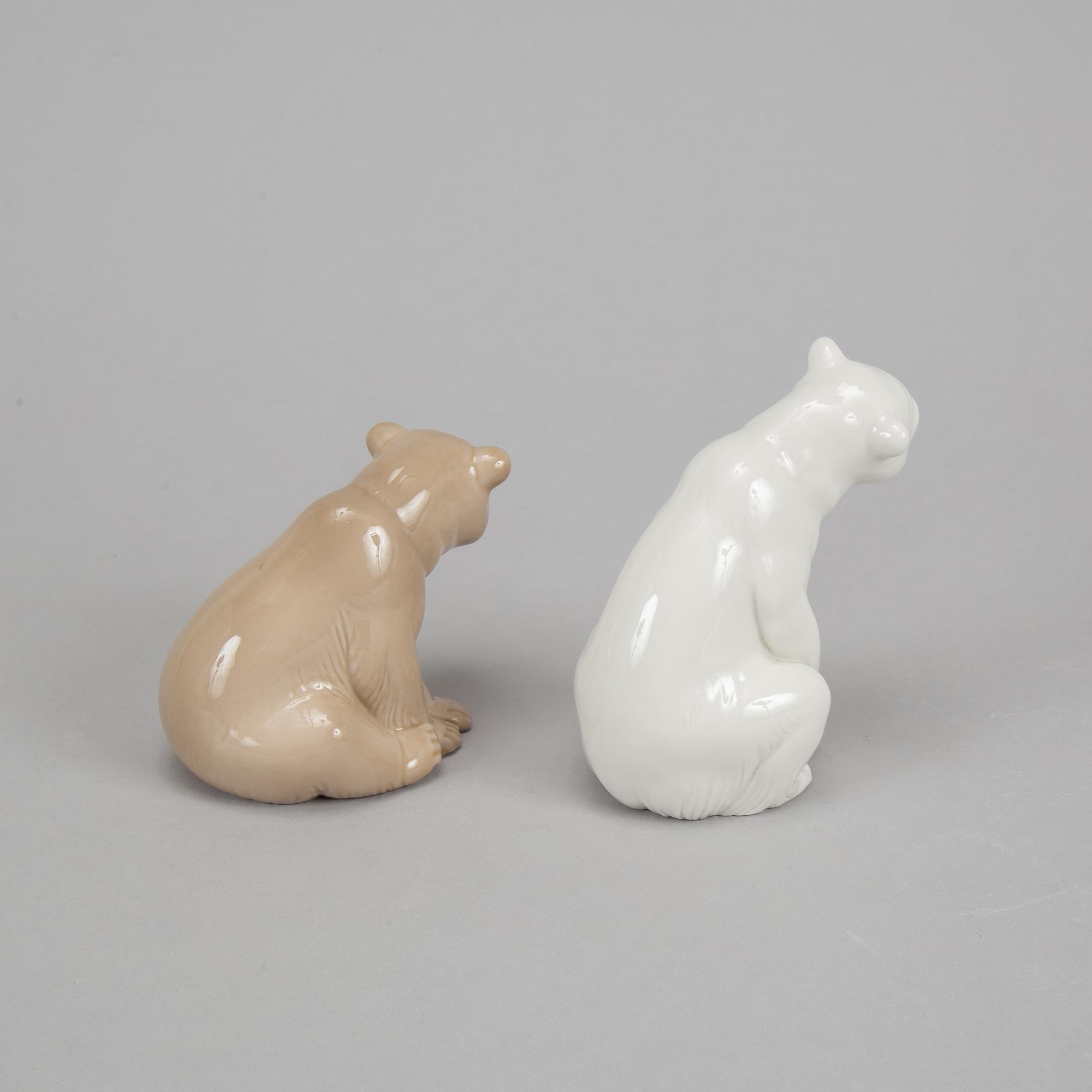 Lladrò two porcelain polar bears, Spain.