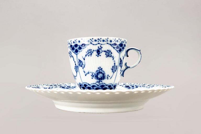 SERVIS 29 dlr muselmalet helblonde Royal Copenhagen Danmark 1900-tal porslin.