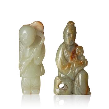 975. Figuriner, två stycken, jade. Sen Qingdynasti.