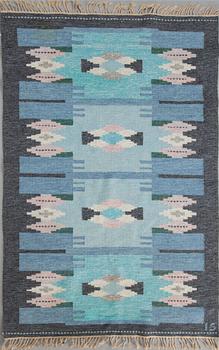 MATTA, rölakan, signerad IS (Ingegerd Silow). Ca 200 x 133 cm.