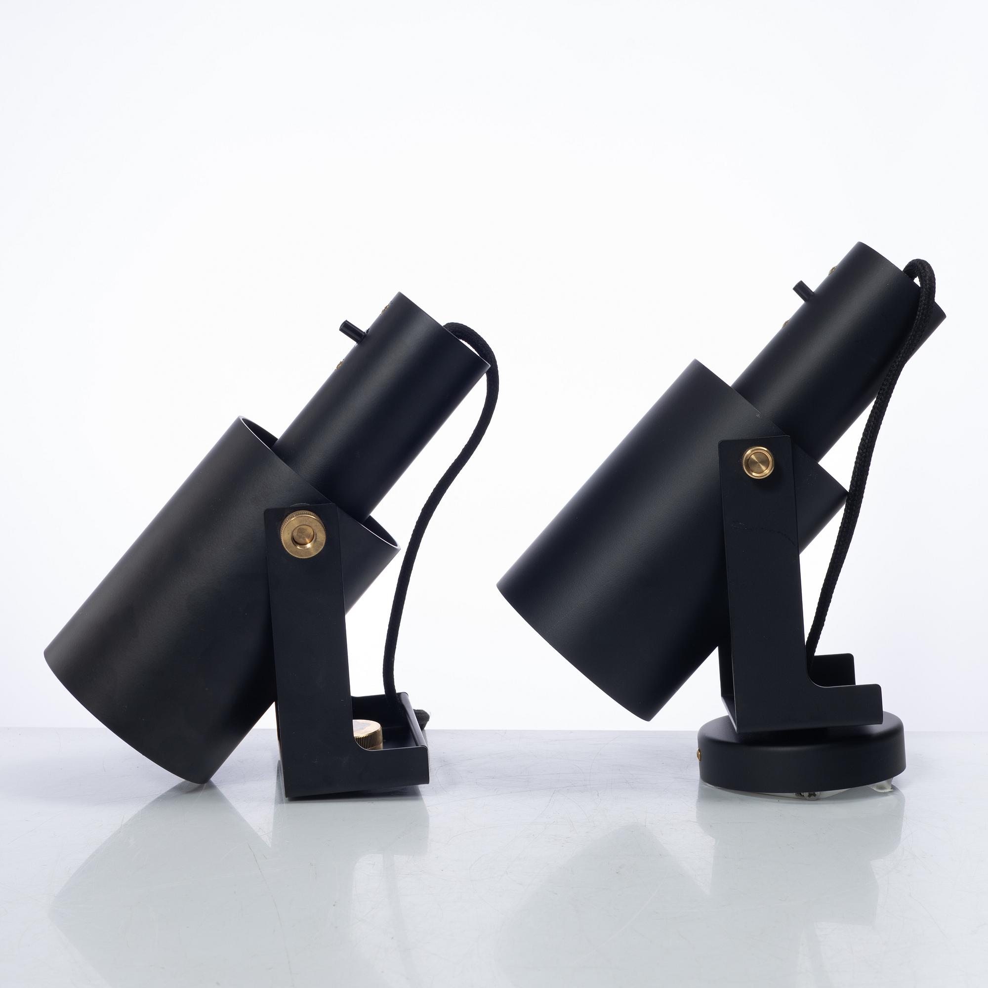 Niclas Hoflin, A pair of "Nomad" wall lamps, Rubn Lighting.