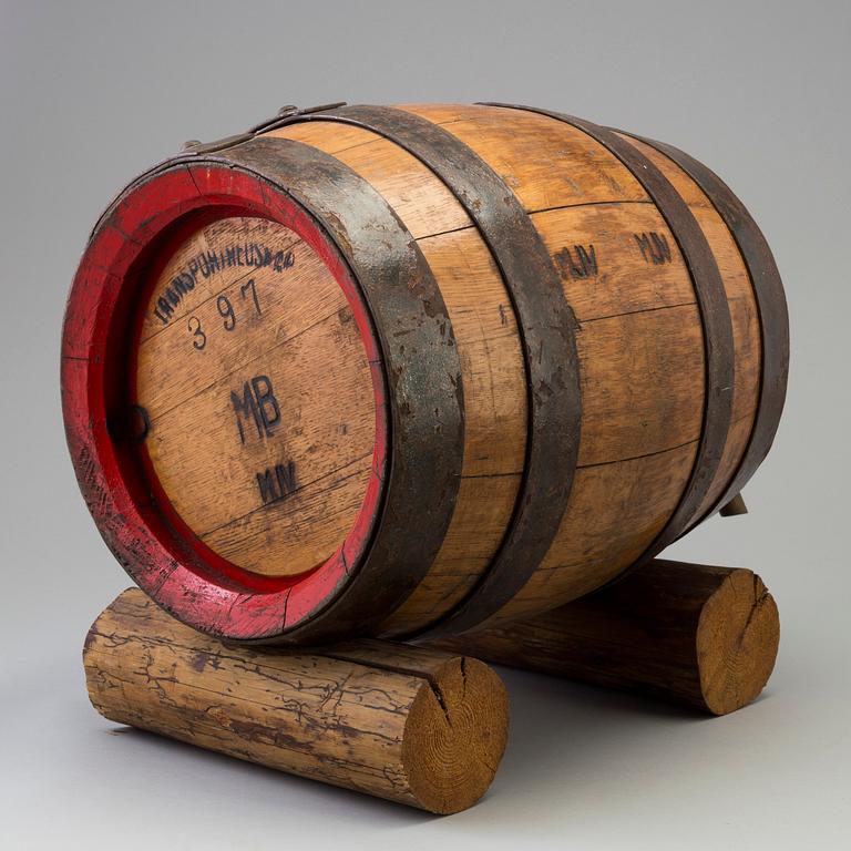 An oak beer barrel from Münchenbryggeriet, Stockholm, first half of the 20th Century.