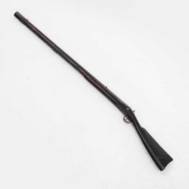 A percussion gun, first half of the 19th century.
