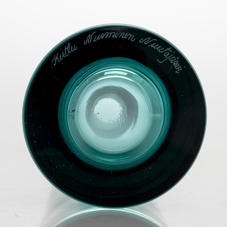 Kerttu Nurminen, a 'Lago' vase, signed Kerttu Nurminen Nuutajärvi.