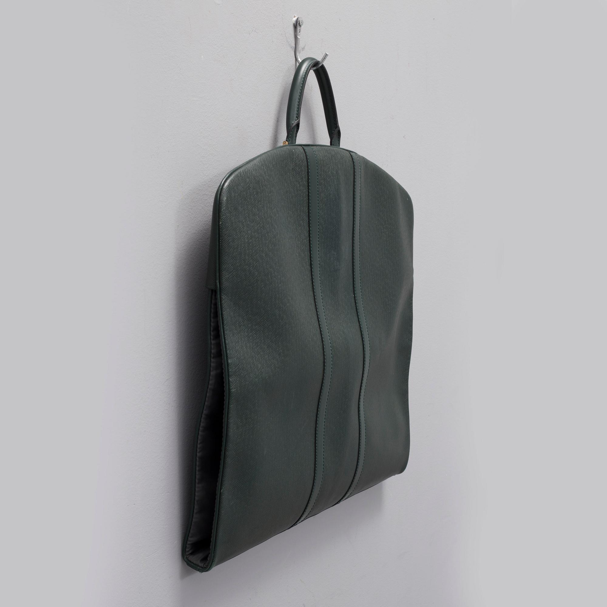 Taiga Epicea Housse Bering, Louis Vuitton.