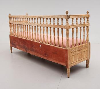 SOFFA, sengustaviansk, omkring år 1800.