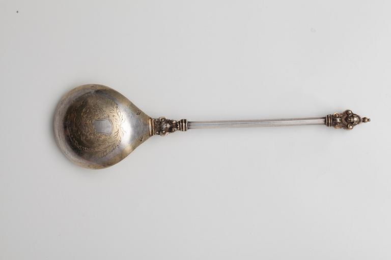 BRÄNNVINSSKED, silver, Baltikum kring sekelskiftet 16/1700.  Längd 21 cm. Vikt 75 g.