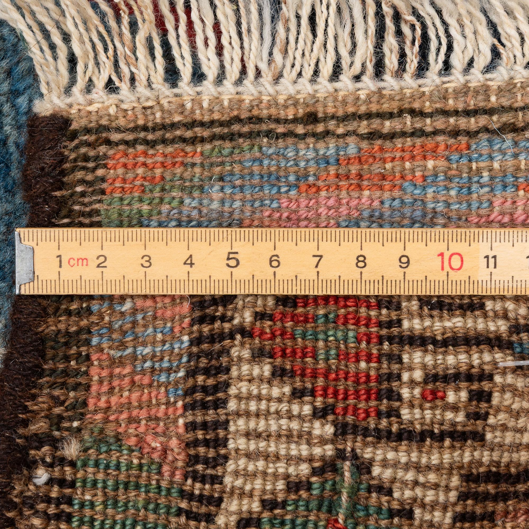 Carpet, antique Lori, approx. 325 x 125 cm.