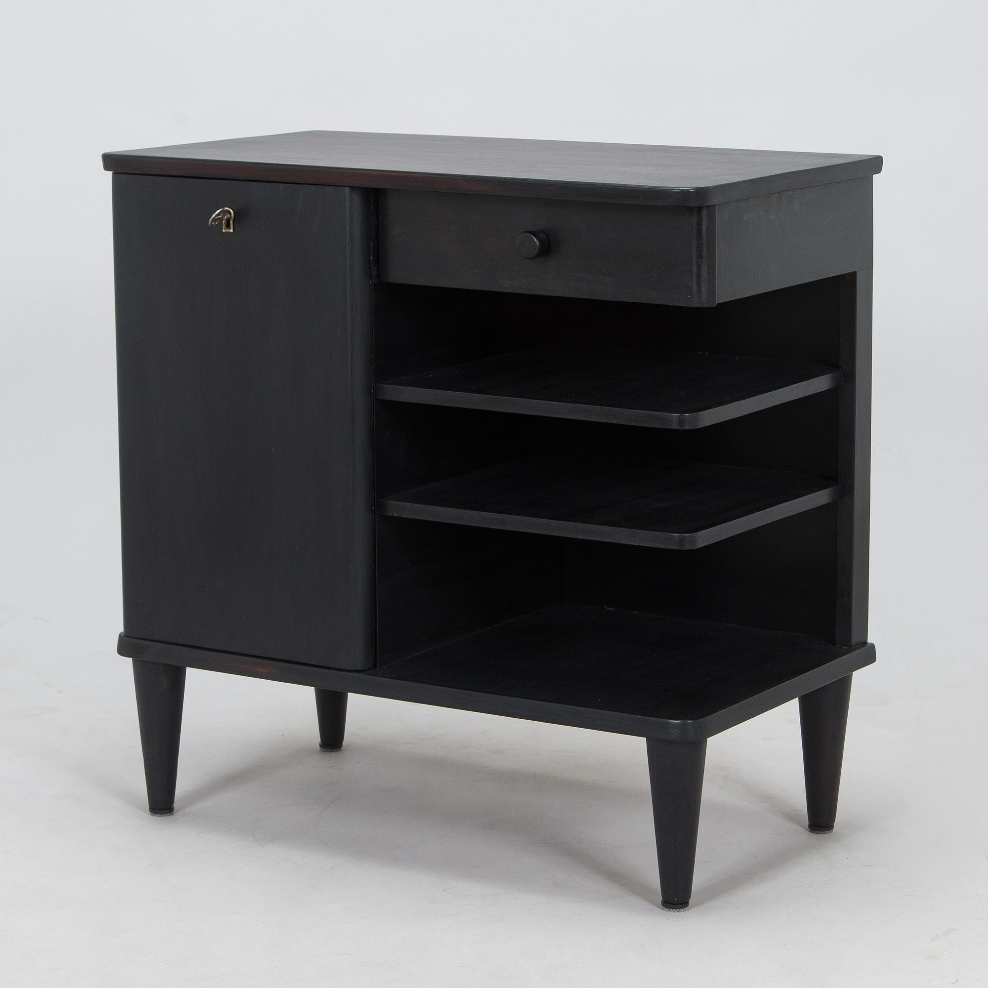 A 1950s 'Pertti' radio table, model 3205, Asko, Finland. Design year 1948.