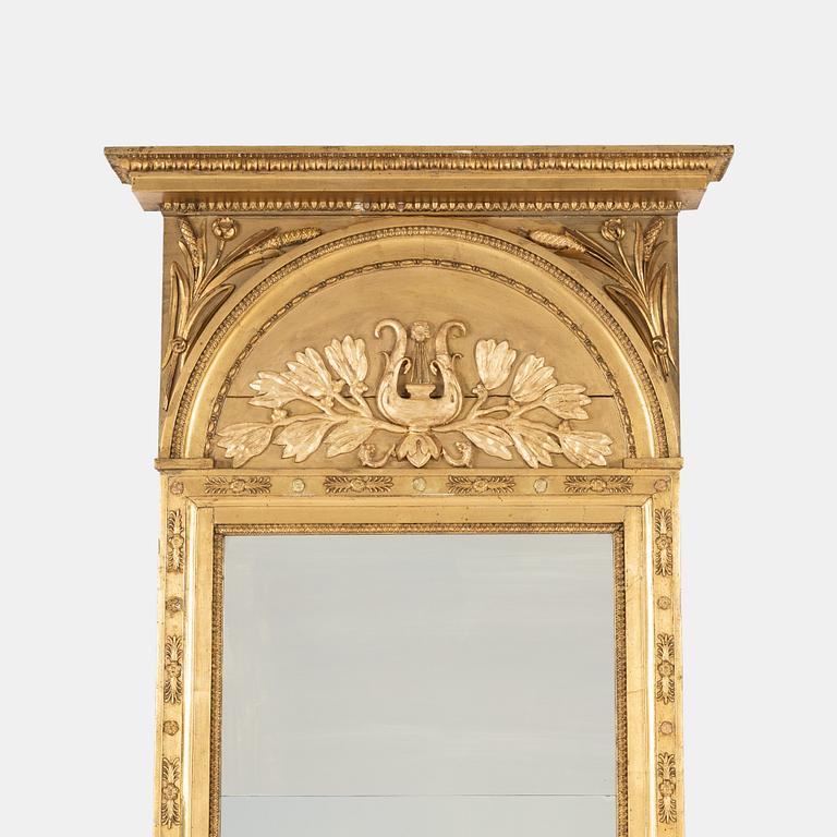 Jonas Frisk, spegel med konsolbord, sengustavianska, (spegelfabrikör i Stockholm 1805-1824).