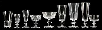 GLASSERVIS, 114 + 14 delar, "Bergh" resp "Karlberg", Elis Bergh, Kosta, 1900-talets mitt.