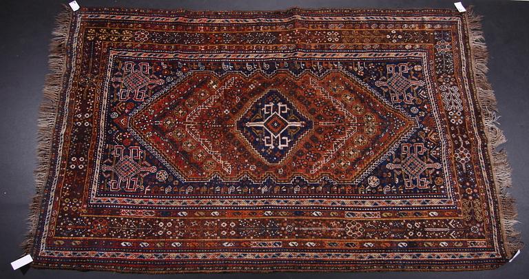 MATTA. Shiraz semiantik. 270 x 170.