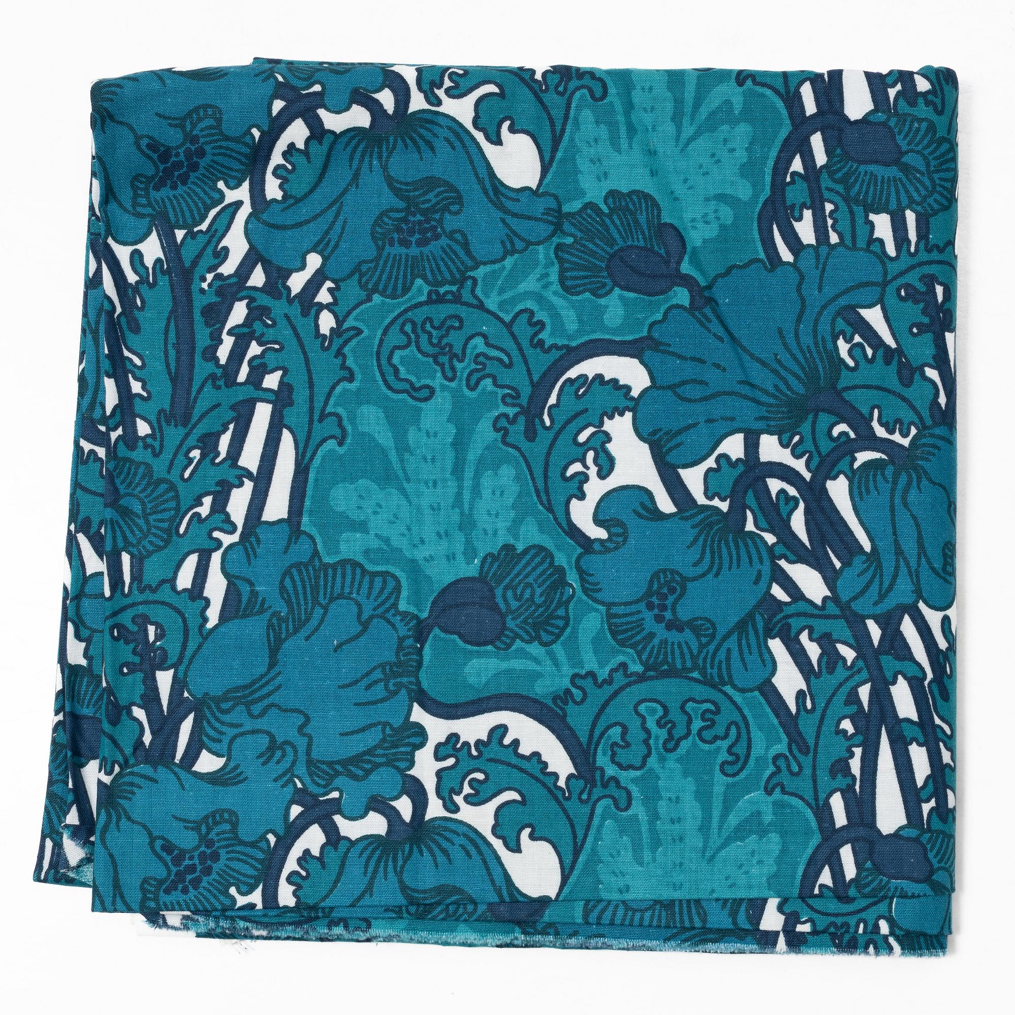 A collection of textiles, as well as a bag, Firm Svenskt Tenn.