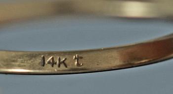 RING, 14 K guld, briljantslipad diamant, ca 0,5 ct, med 10 mindre briljanter.