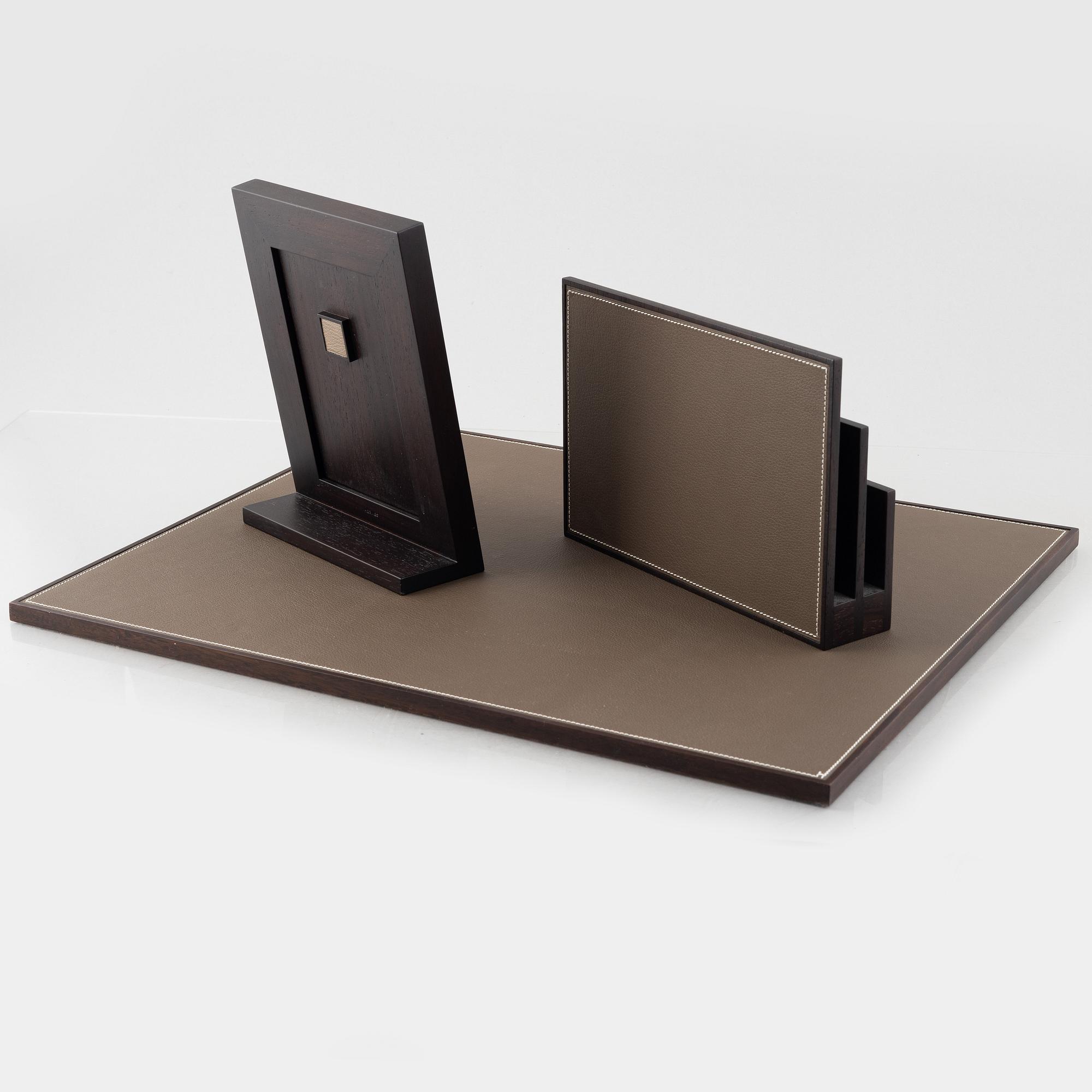 Hermès, a three-piece desk set, 21st century.
