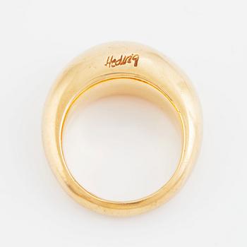 An 18K gold ring by Hedwig Westermark,  Stockholm 1991.