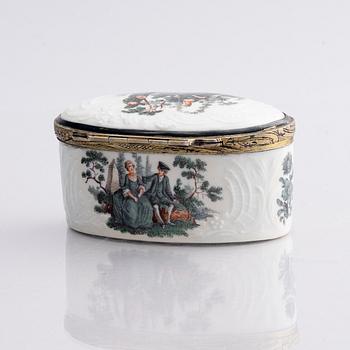 Box, porcelain, Meissen style, probably Germany 19th century.