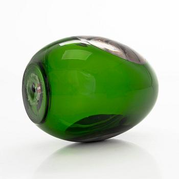 Oiva Toikka, An annual bird and egg 'Lakla', signed O. Toikka Iittala 2015.