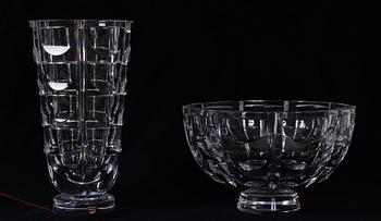 SKÅL samt VAS, glas, "Tusen Fönster", Simon Gate, Orrefors.