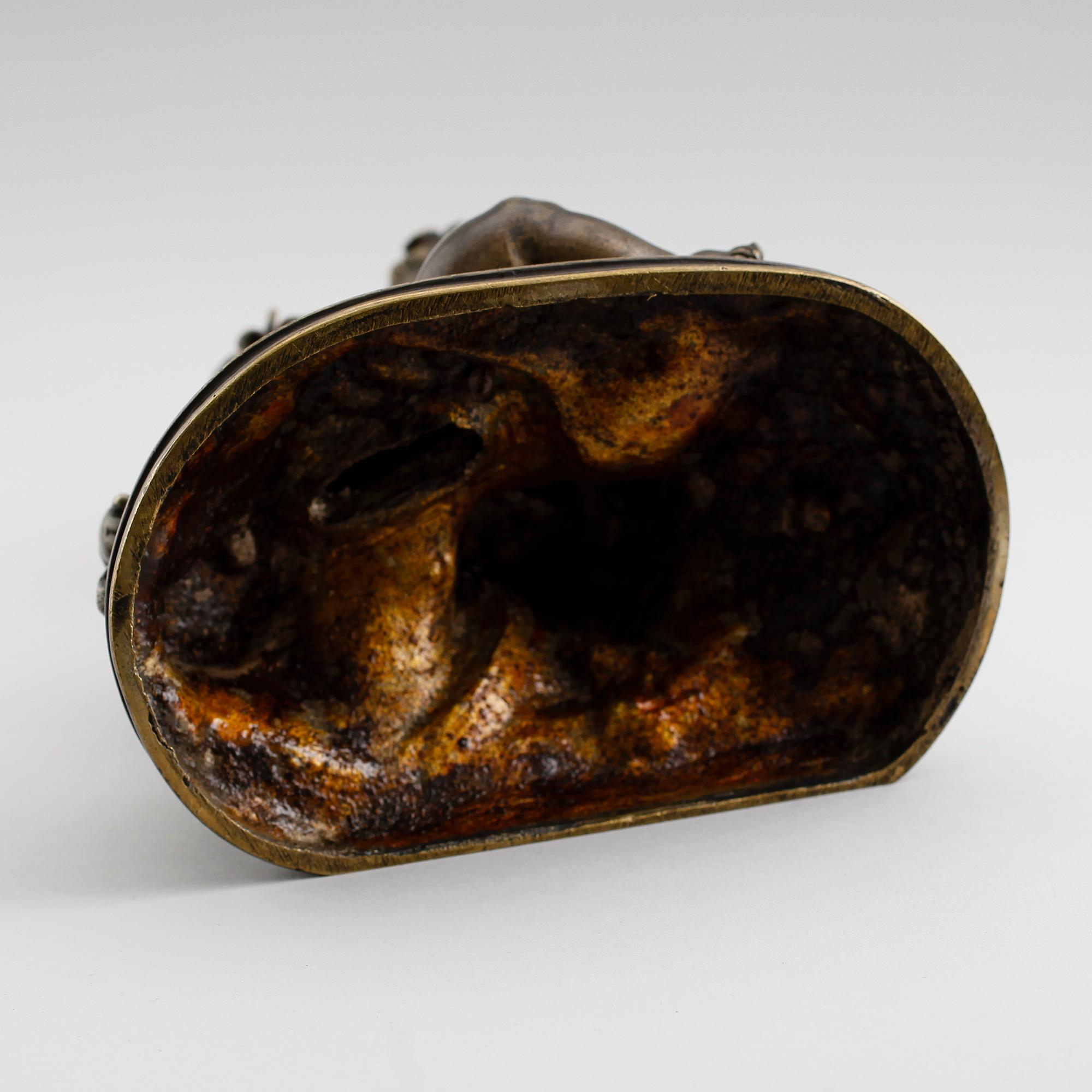 SKULPTUR, brons, otydligt signerad, sannolikt 1800-tal.