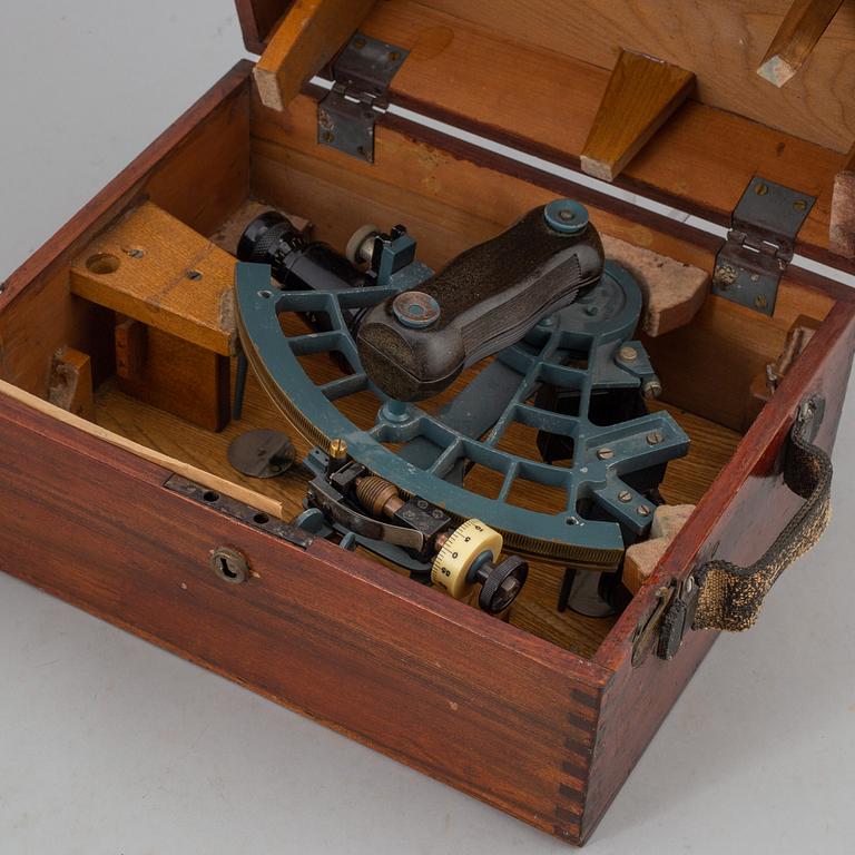 A first half of the 20th Century Aluminum Sextant.