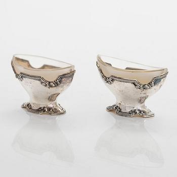 A six-piece silver and glass salt cellar set in original fitted case, maker's mark of Hjalmar Fagerroos, Helsinki 1909.