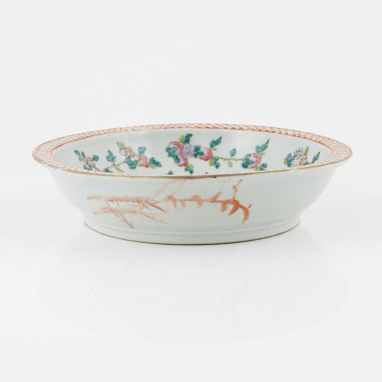 A Famille Rose porcelain bowl, China, late 19th century.