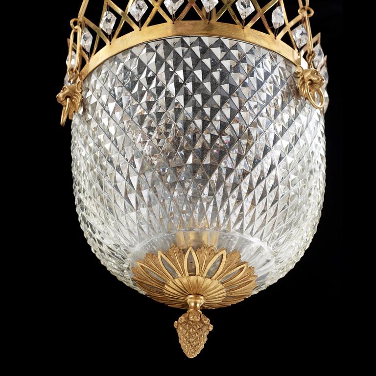 TAKAMPEL, empire, 1800-talets första hälft. Höjd ca 75cm.