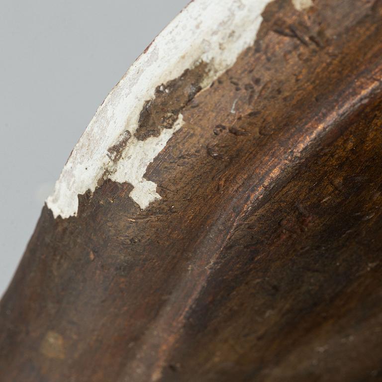 A pair of carved wood wall sconces, 18th/19th century.