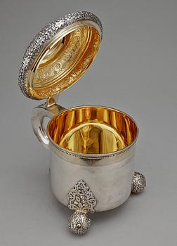 DRYCKESKANNA, silver, GAB, Stockholm, 1939. Totalvikt 1165 g.
