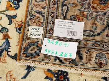 Matta, Keshan, ca. 398 x 287 cm.