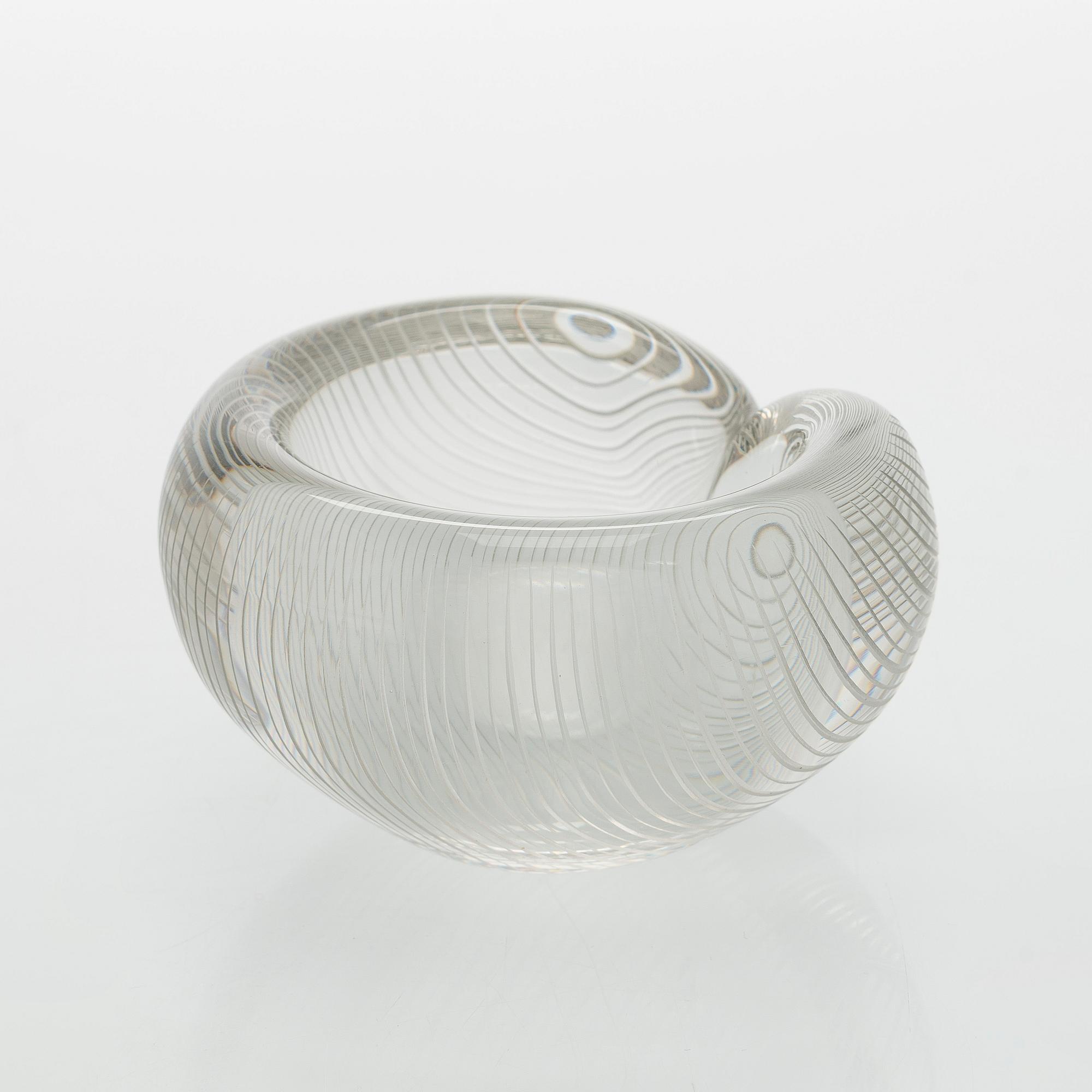 Tapio Wirkkala, a model 3327 glass bowl, signed Tapio Wirkkala Iittala -57.