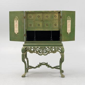 A Swedish Grace cabinet, 1920s/30s.